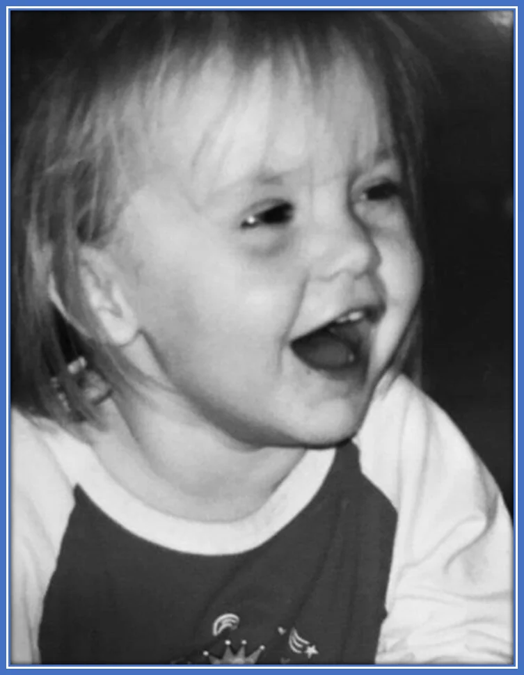 A childhood photo of Ellie Carpenter.