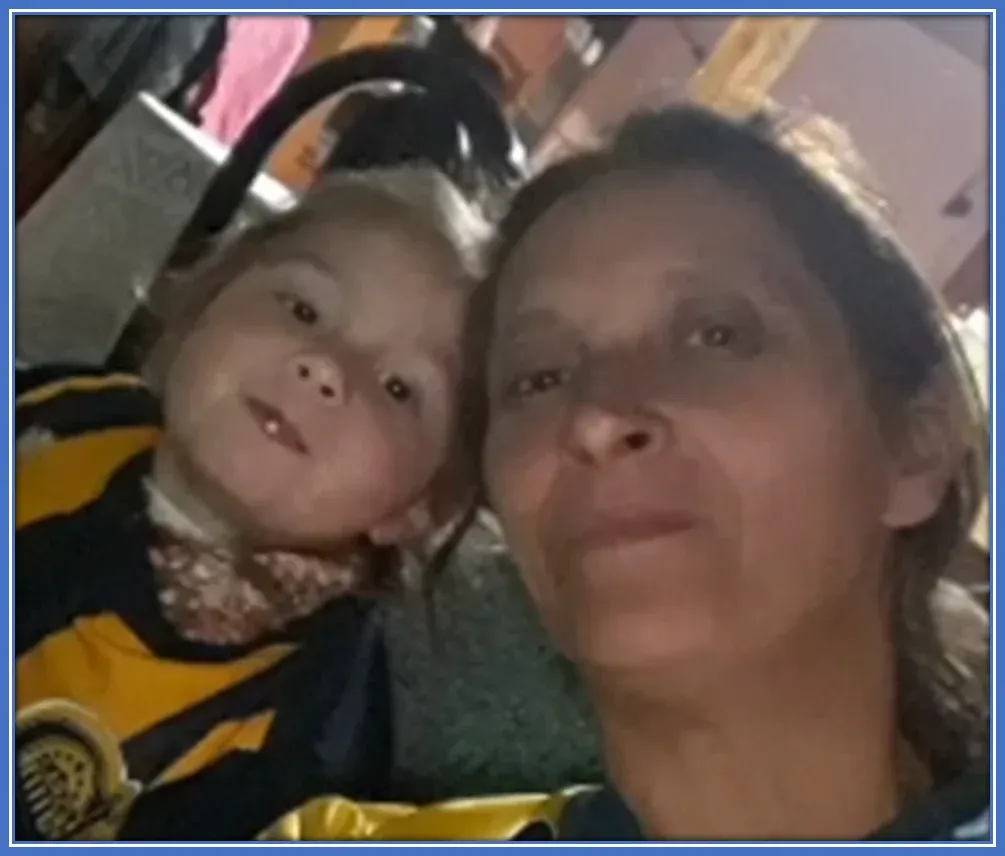 Meet Alejo Veliz's Mother (Andrea Veliz).
