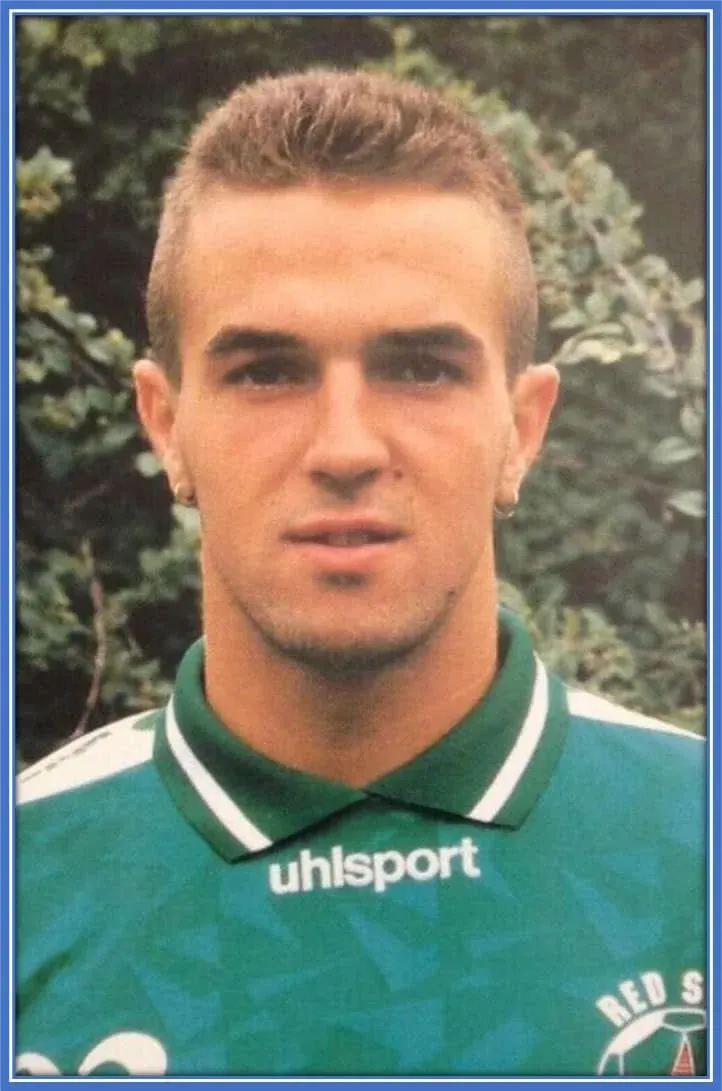 Warren Zaire-Emery's father, Franck Zaire, during his career in Red Star FC. Image Credit. Playersbio.