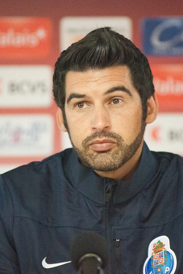 Paulo Fonseca : «C'est peut-être la raison pour laquelle je suis un entraîneur de merde» — sa déclaration choc après l'élimination de l'OL