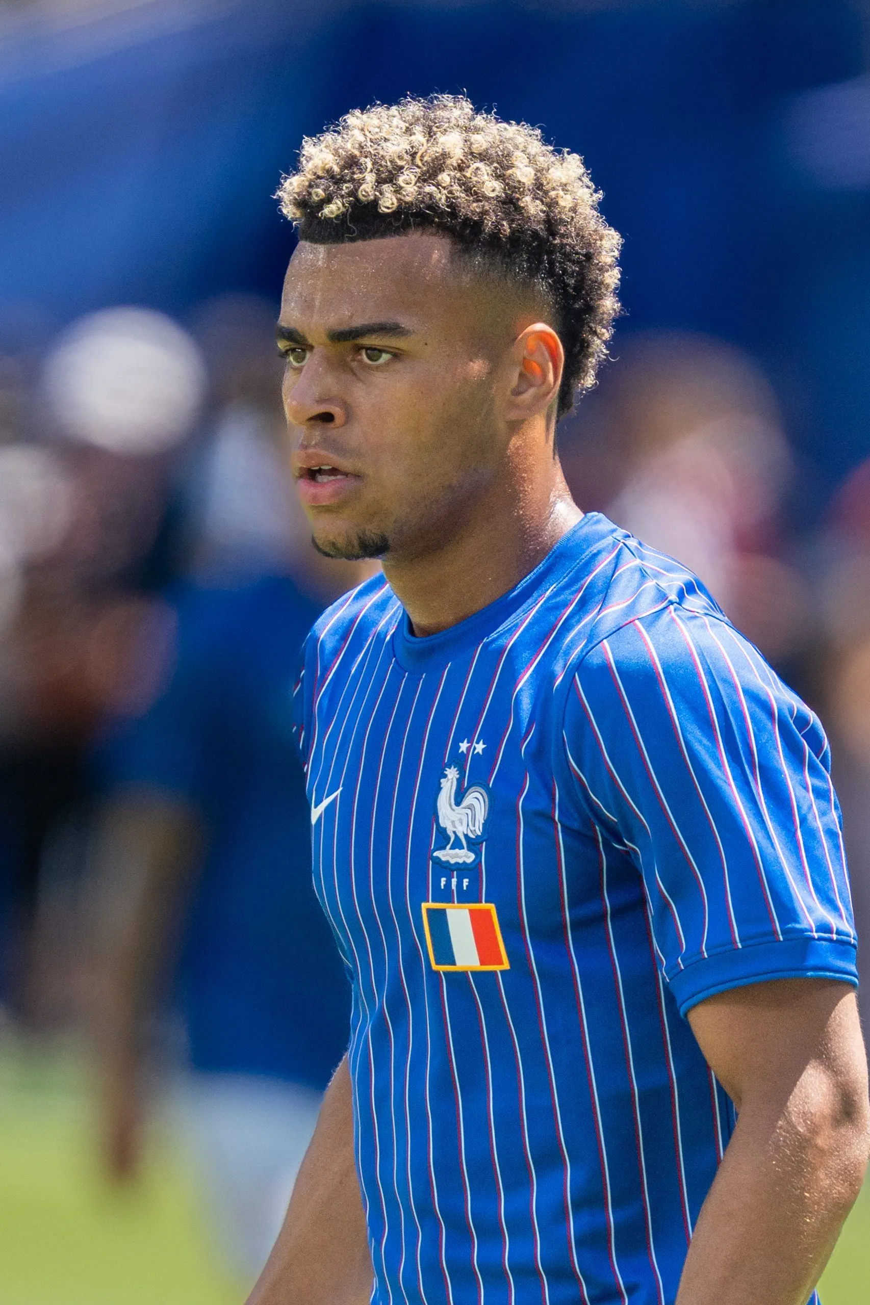 德西雷·杜埃童年故事及鲜为人知的传记事实