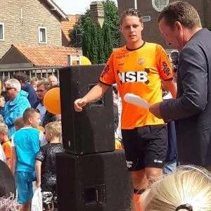 Joey Veerman Nog Deze Week voor €20 Miljoen te Koop, PSV Pakt Volgende Week Regie Terug