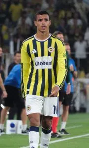 Fenerbahçe 1-1 OL : Mason Greenwood égalise après l'ouverture d'Openda en barrages de Ligue des champions