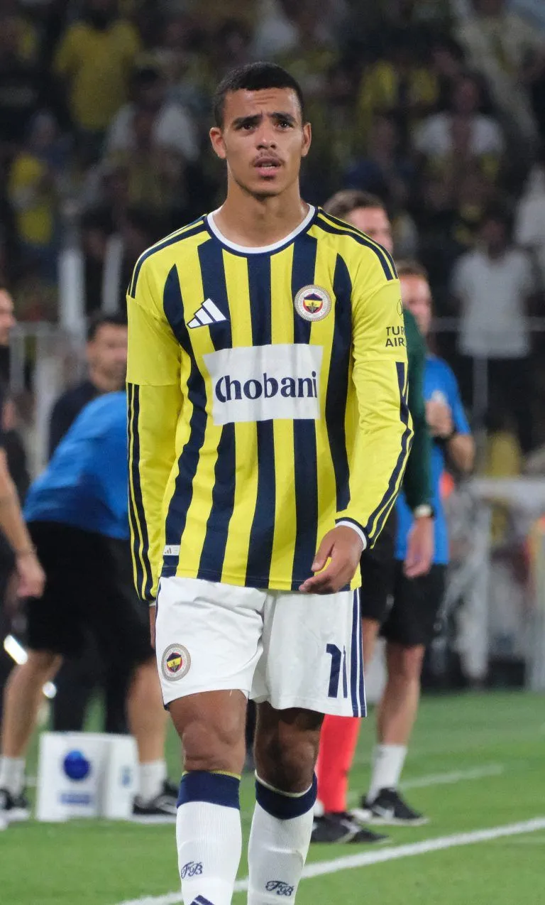 Fenerbahçe 1-1 OL : Mason Greenwood égalise après l'ouverture d'Openda en barrages de Ligue des champions