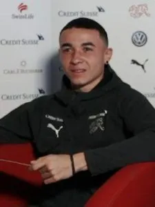 García Plaza Confirma que Rubén Vargas Está 'Muy Cerca' de Salir del Sevilla