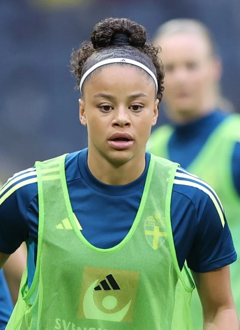 Felicia Schröder tvåmålsskytt i Liga F-premiären: Real Madrid slår Atlético de Madrid