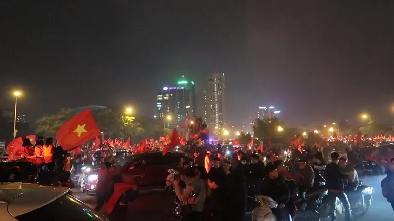 Việt Nam Thắng Malaysia 2-0 Tại Bán Kết Lượt Đi ASEAN Cup 2026: Xuân Son Rực Sáng, Patrik Lê Giang Xuất Thần