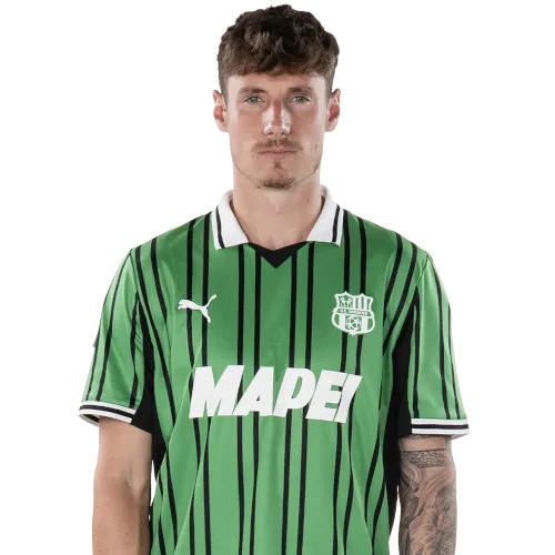 Lazio Ufficializza Andrea Pinamonti dal Sassuolo: Prestito da €3 Milioni con Opzione d'Acquisto da €11 Milioni