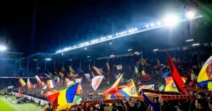 Σερβία – Ελλάδα 1-2: Δουβίκας Σκοράρει στο 90+5' και Δίνει στην Εθνική την Κορυφή του 2ου Ομίλου
