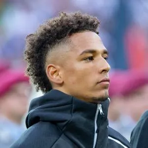 Thilo Kehrer scoort en geeft assist bij basisdebuut: Ajax wint met 1-5 bij Fortuna Sittard