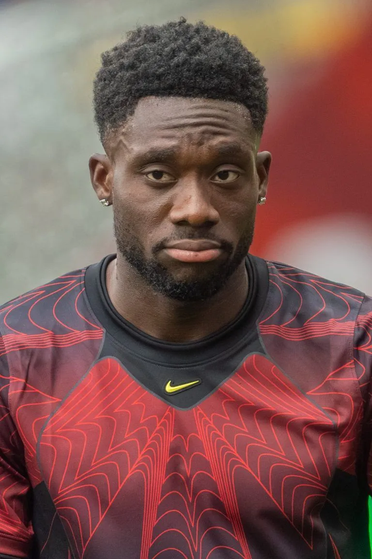 Alphonso Davies verpasst Kanadas Länderspiele wegen Flitterwochen