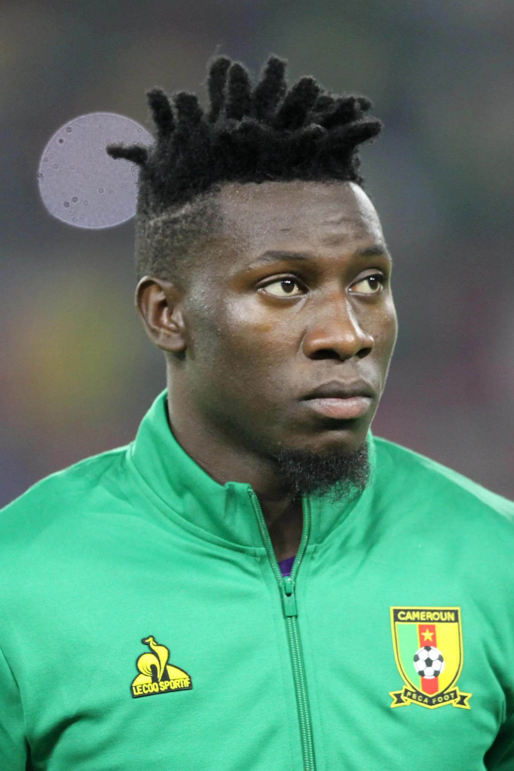Andre Onana Bagikan Video Terapi Bekam Ekstrem dengan Api Saat Jeda Internasional