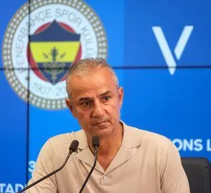 Fenerbahçe'de Teknik Direktör Krizi: İsmail Kartal Roma Maçı Sonrası İstifa Etti, Kulüp Kararı Reddetti