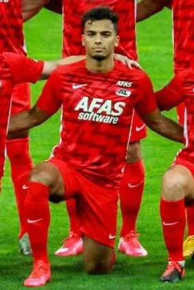 Owen Wijndal verlaat Ajax en blijft toch: de meest bizarre transfersoap van Deadline Day