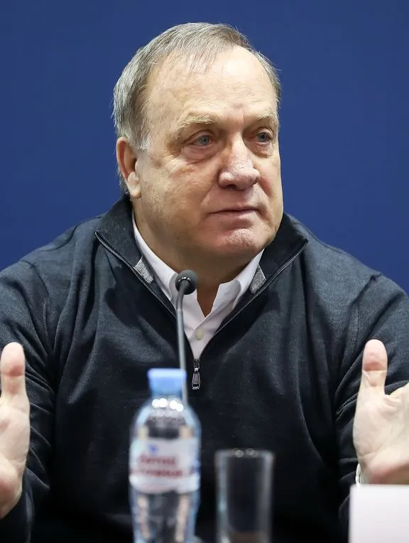 Dick Advocaat Leidt Curaçao naar 4-3 Zege op Costa Rica na 0-3 Achterstand