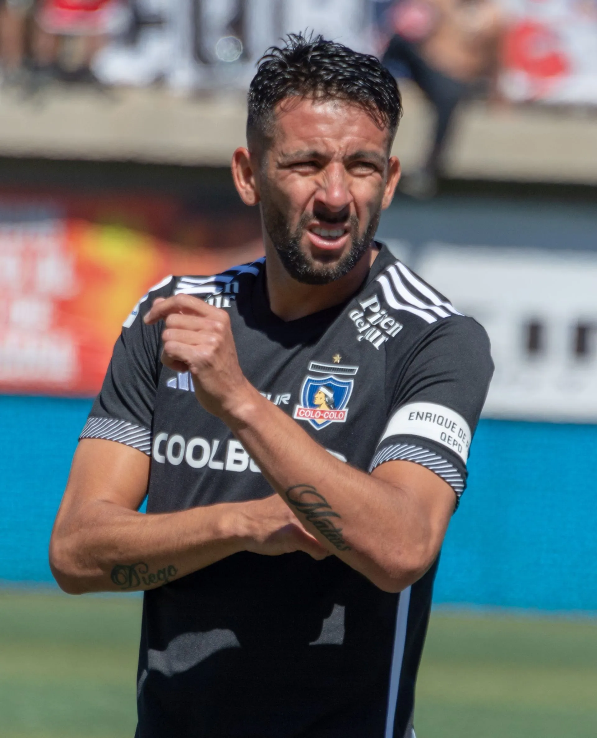 Mauricio Isla 38 Yaşında Emekli Oldu: Fenerbahçe'nin Eski Yıldızı 19 Yıllık Kariyerine Veda Etti