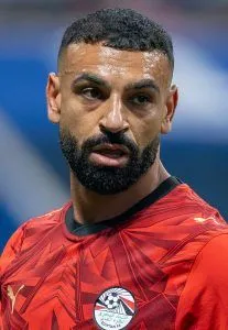 محمد صلاح يرزق بمولوده الجديد ليل: أول أبنائه وثالث أطفاله في سبتمبر 2026