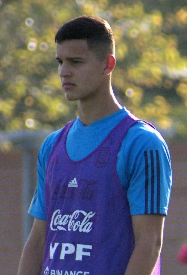 Valentín Carboni, il prestito al Racing esteso fino a dicembre 2027